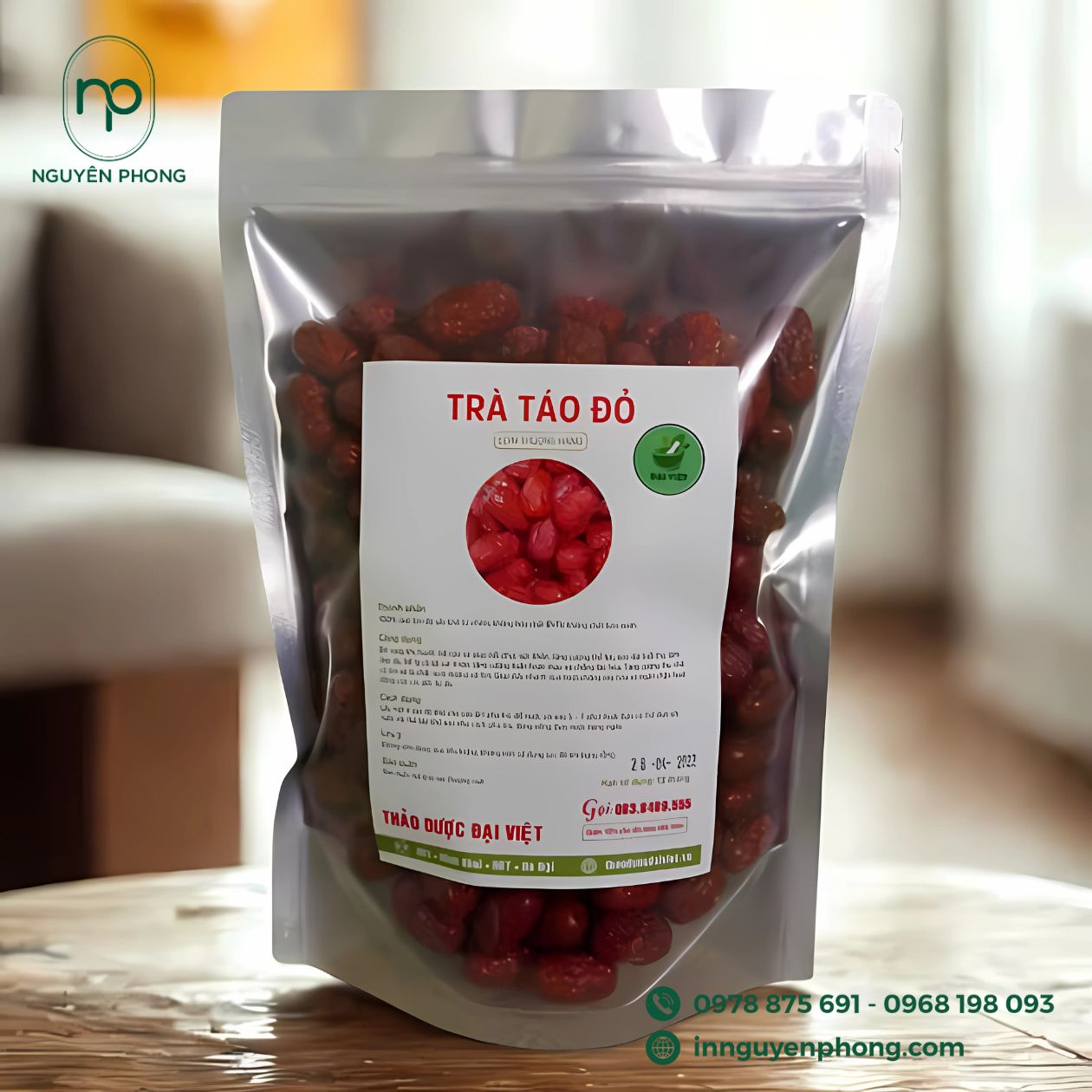 Mẫu tem dán táo đỏ
